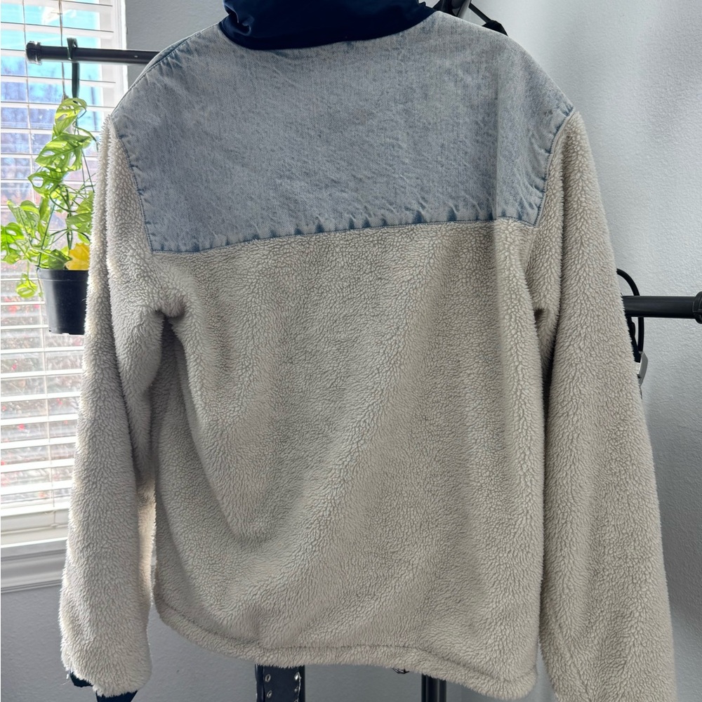 BDG Navy and Cream Sherpa Jacket - Picture 2 of 3
